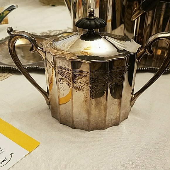 Lunt 100 plated Tea Set - Picture 2 of 6